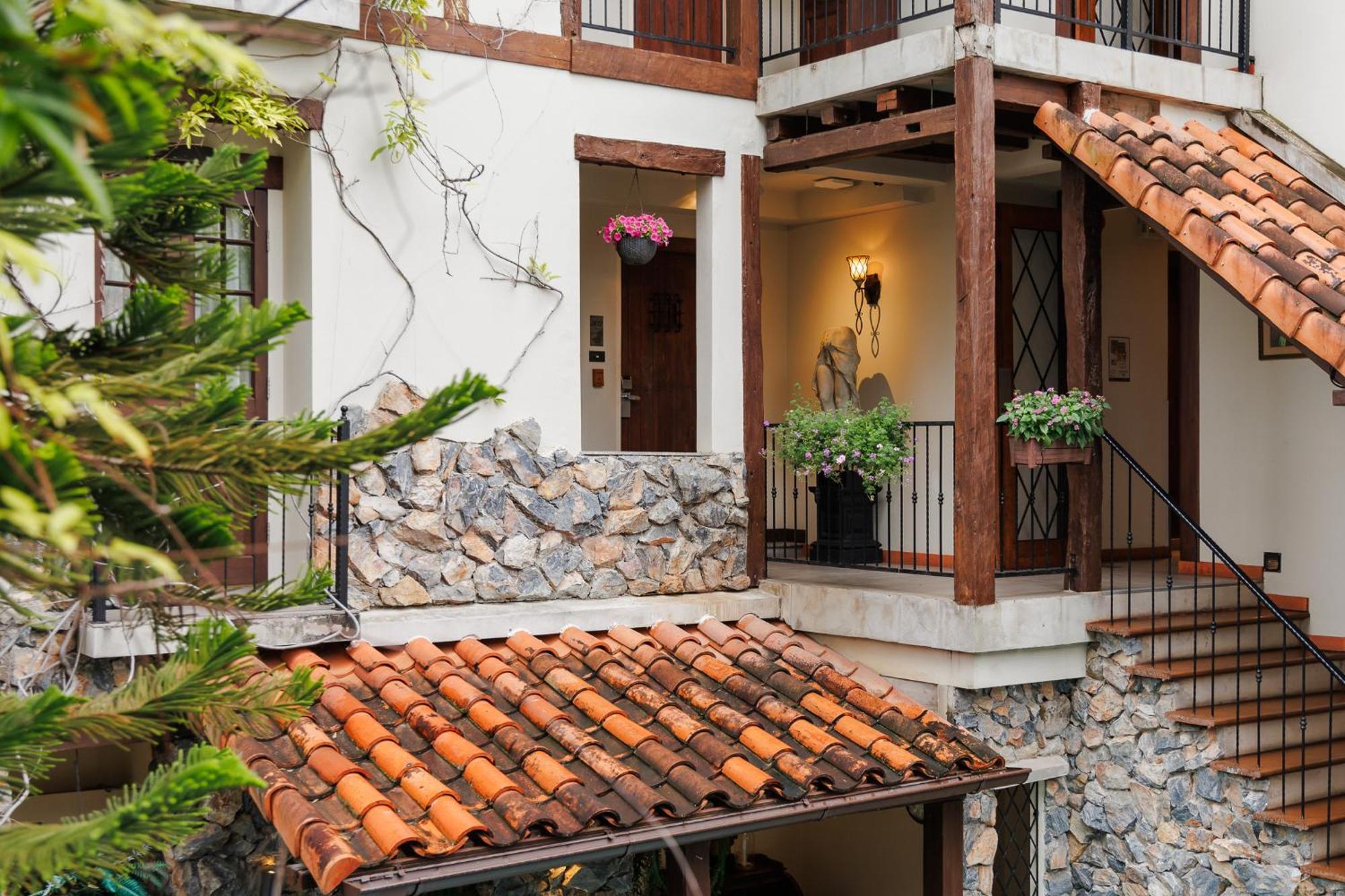 Le Charcoa Hotel — Photos 3
